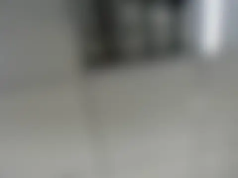 Pokazy przed kamerką – Aisha_hotts777