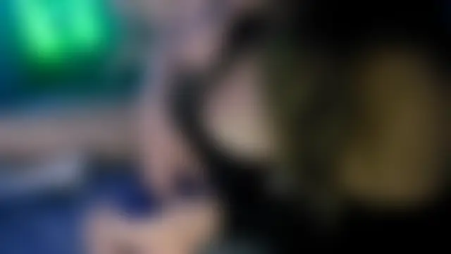 ShysluutGia's Webcam Show