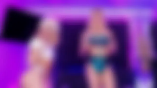 Queens_Wonders_Blonders Adlı Modelin Canlı Seks Kamerası Şovu