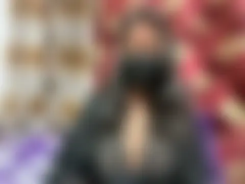 Show modela okbent na web-kameri