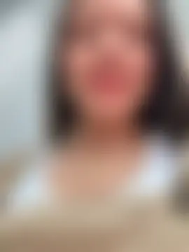 Show modela CHARLOTTE__05 na web-kameri