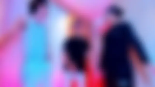 Pokazy przed kamerką – TheBatMansion