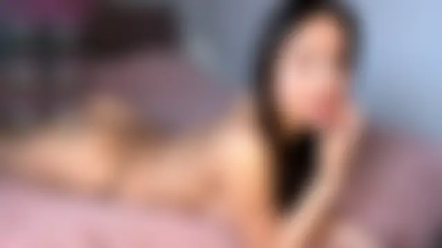 Show modela MIA_SHADE na web-kameri