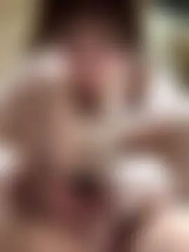 XXX chat uživo modela yourkeer