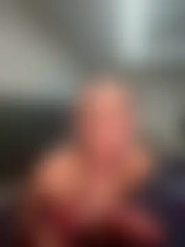 Show modela katemoreau98 na web-kameri