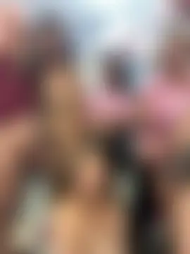 kandaloven Live-seksikameraesitys