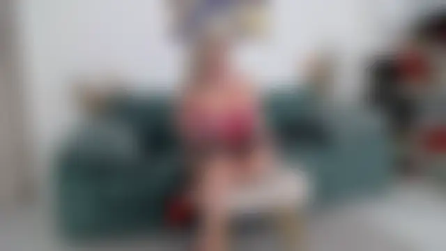 Show modela EmilyLoove na web-kameri