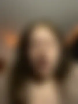 Show modela YoungLisaa18 na web-kameri