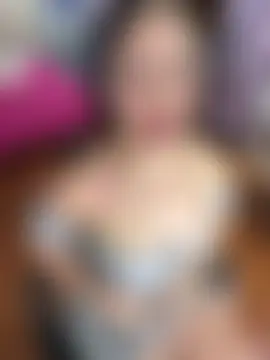 lana_rousse01's Webcam Show