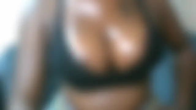 Show modela Miss_enjoyment_ na web-kameri