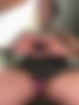 Rae_Lil_White – Naživo kamerová sex šou 