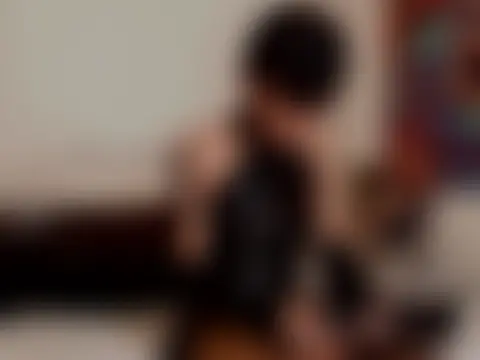 PHLauraLove: διαδικτυακό σόου στην κάμερα