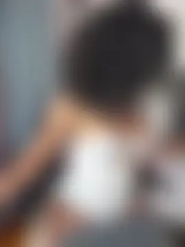 kem_hott: διαδικτυακό σόου στην κάμερα