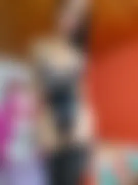 Shermie24 网络视讯表演