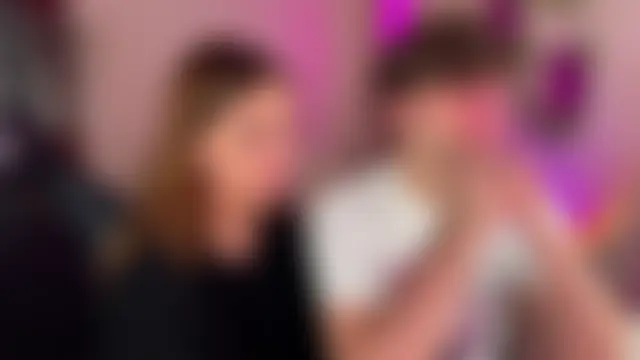 RobertAndLinela's Webcam Show