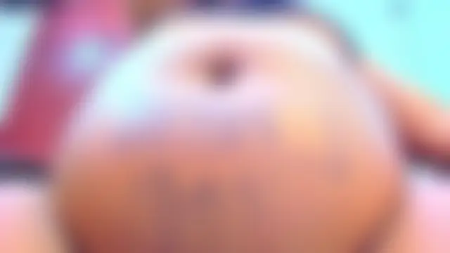 emma_purple_: διαδικτυακό σόου στην κάμερα