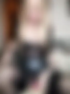 ImyoursLilu32's Webcam Show