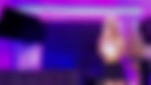 Queens_Wonders_Blonders' Live Sex Cam Show