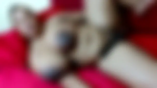 HugeTitisxx's Webcam Show