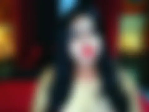 MeatycockSelena Adlı Modelin Canlı Seks Kamerası Şovu