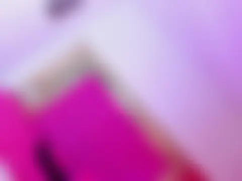 Ciara_HotTsn Webbikameraesitys