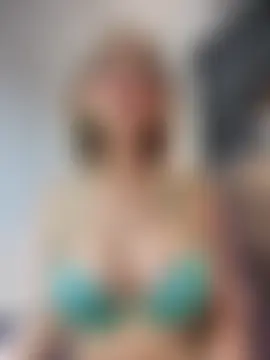 Ivysnow – Naživo kamerová sex šou 