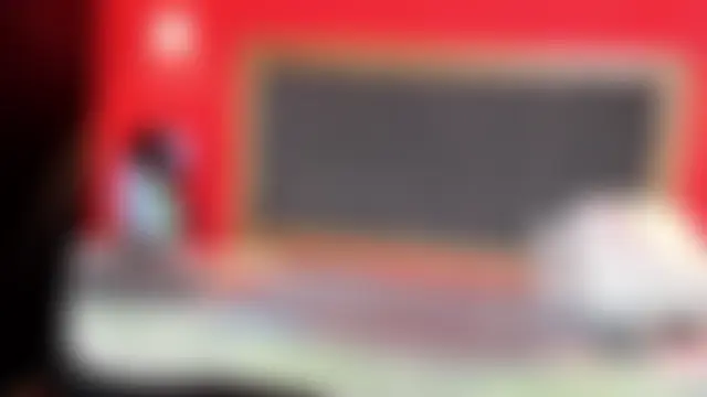 Pokazy przed kamerką – YayaHilton