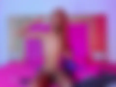 Show modela Ciara_HotTs na web-kameri