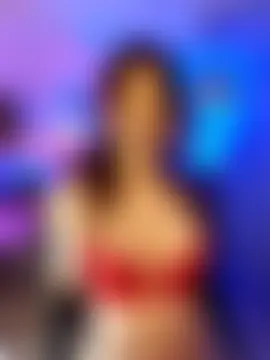 Show modela Luna_Kitanna na web-kameri