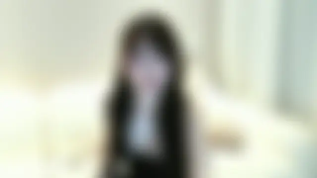 Uizzzqvq3 Show Webcam