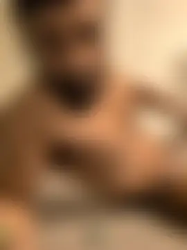 TheGoldenBoldy321 网络视讯表演