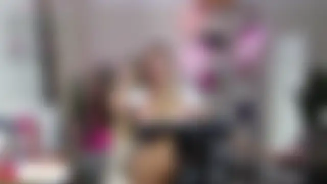 Pokazy przed kamerką – ArianaArianna