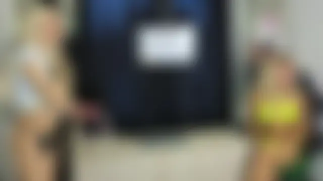 Вебкам-шоу Playboy_trans0