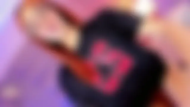 Camille_deluxe Show Webcam