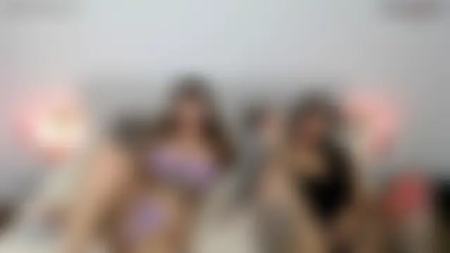 twoinkeddolls Live Sex Cam Show
