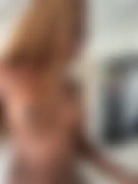 NaiaGils webcam show