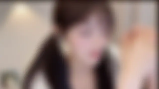 LH7 现场性爱视讯表演