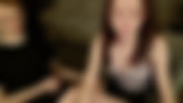 WeksaMur: διαδικτυακό σόου στην κάμερα