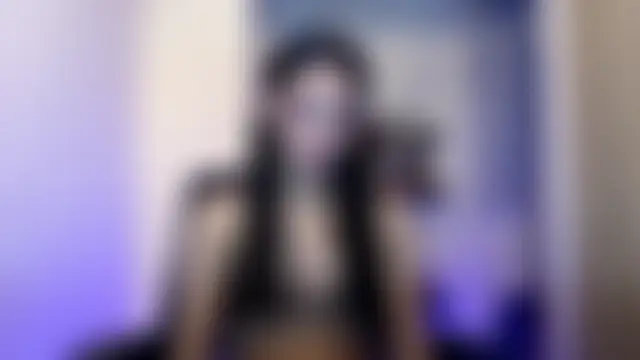 Seks show uživo modela GoddesDaBigCock na kameri