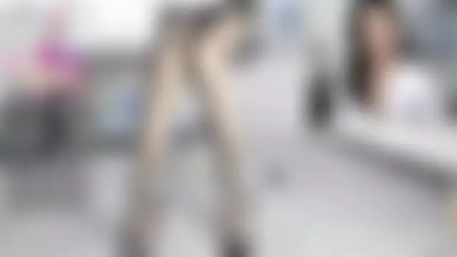 Pertunjukan Kamera Web Saffron_10