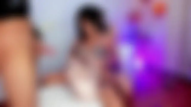 Seks show uživo modela SeecretPartys na kameri