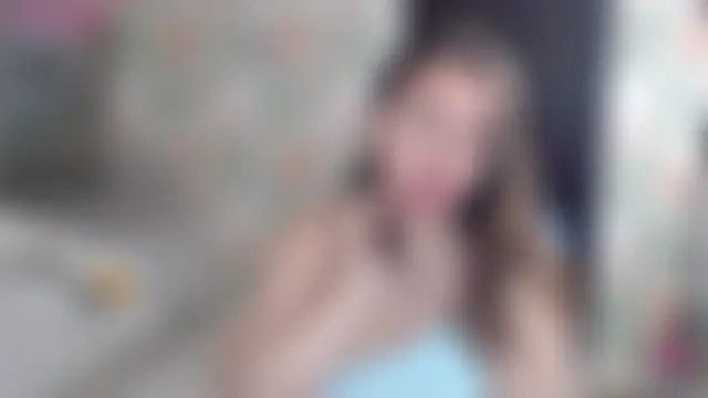 Korolek12 在線直播表演