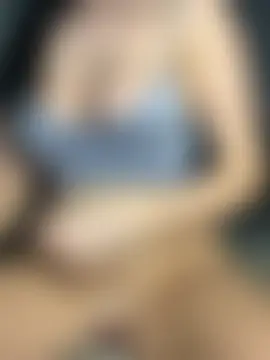 joliie_coquiine's Live Webcam Show