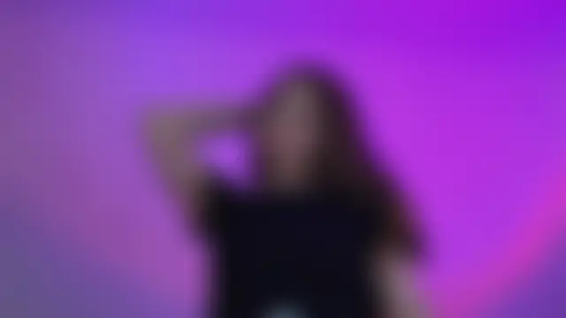 CrystalLyons' Live XXX Chat