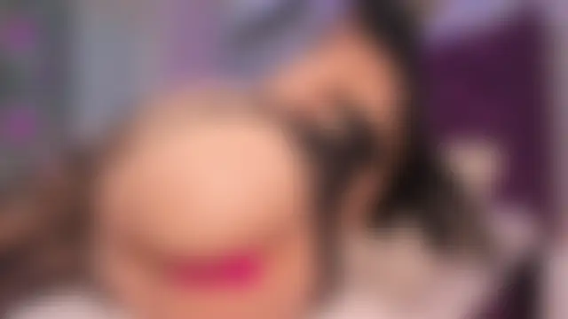 elodie_walker – Naživo chatovacia miestnosť