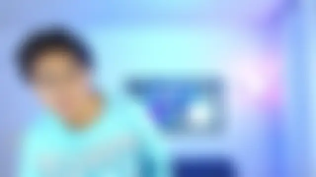 Maecum18 élő chatszobája