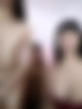 Seks show uživo modela DominnantTransqueen na kameri