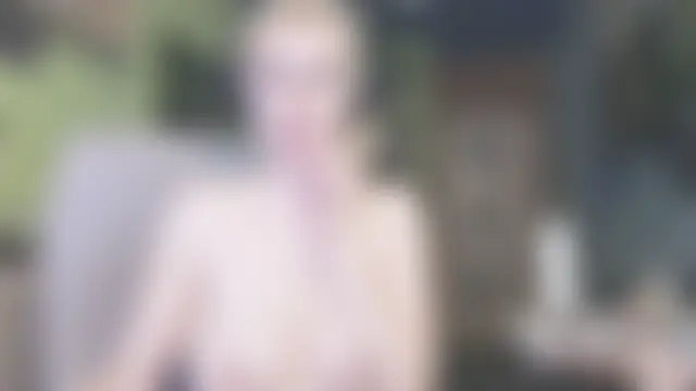 karmija 在線直播表演