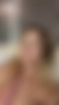 MiaPetit_ লাইভ চ্যাট রুম