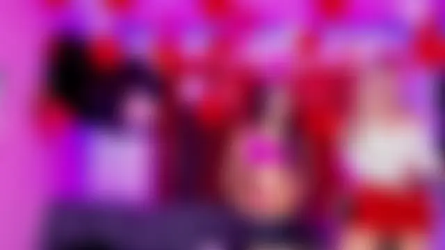 Queens_Wonders_Blondersのライブセックスカメラショー